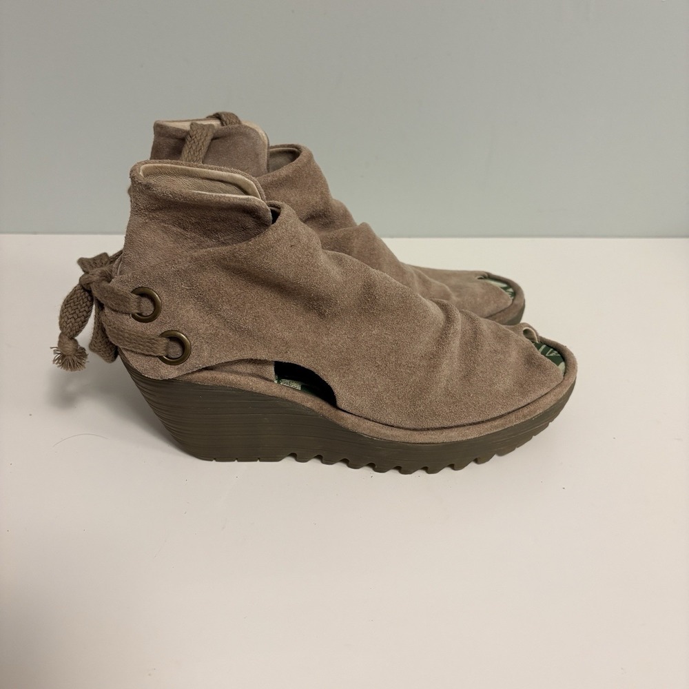 Fly London Yema Peep Toe Wedges Womens 37 US 6.5/7 Taupe Lace Up Shoes Boho